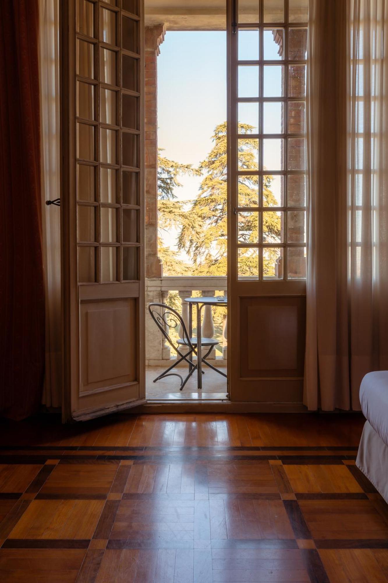 Hotel Villa La Bollina Серравалле-Скривия Экстерьер фото