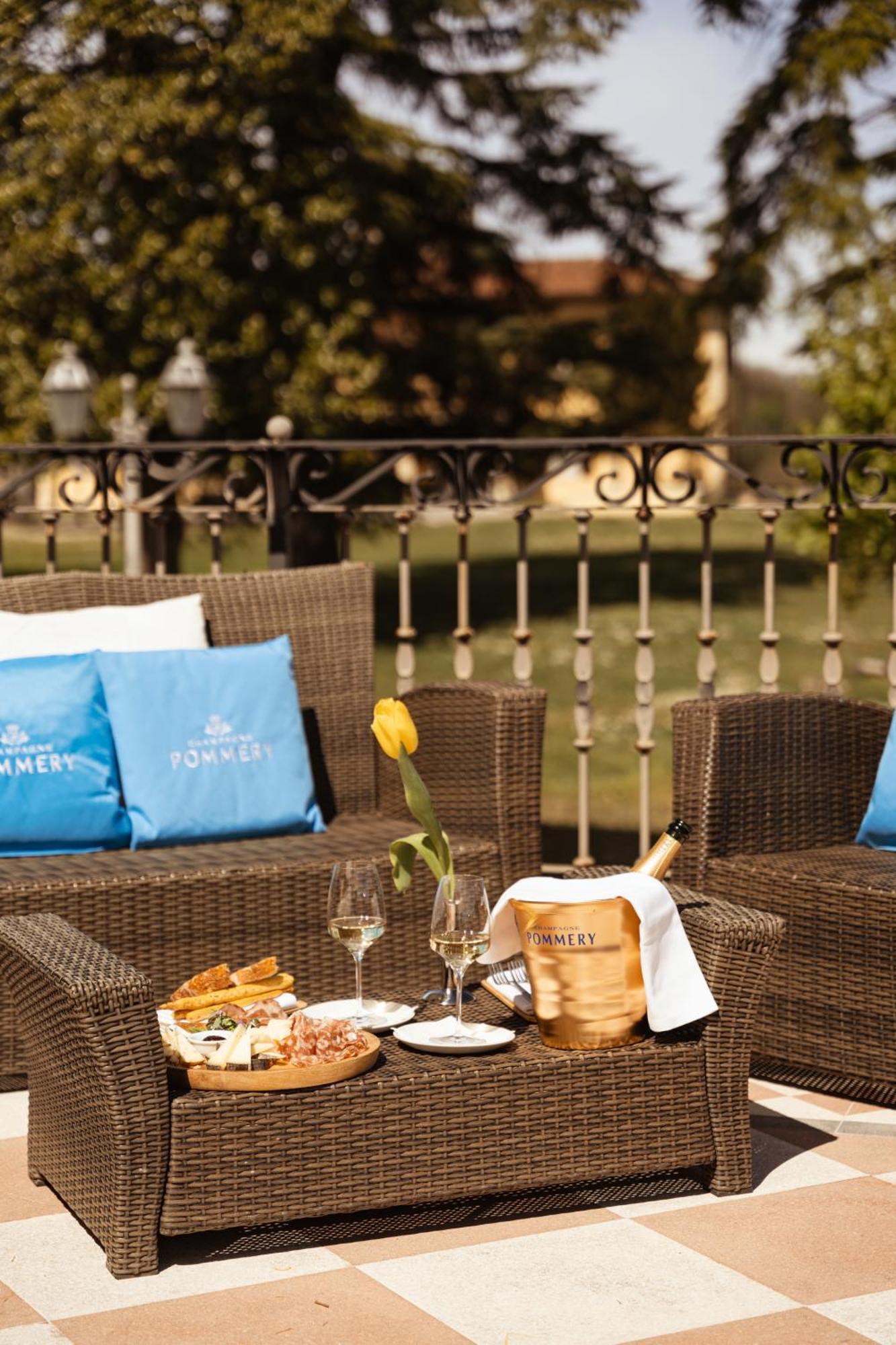 Hotel Villa La Bollina Серравалле-Скривия Экстерьер фото