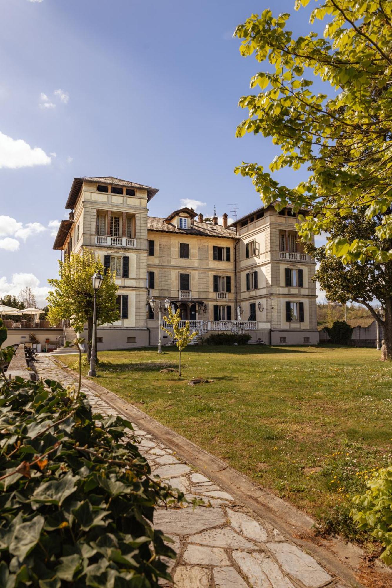 Hotel Villa La Bollina Серравалле-Скривия Экстерьер фото